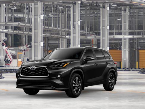 New 2026 Toyota Highlander XLE AWD/4WD image 1
