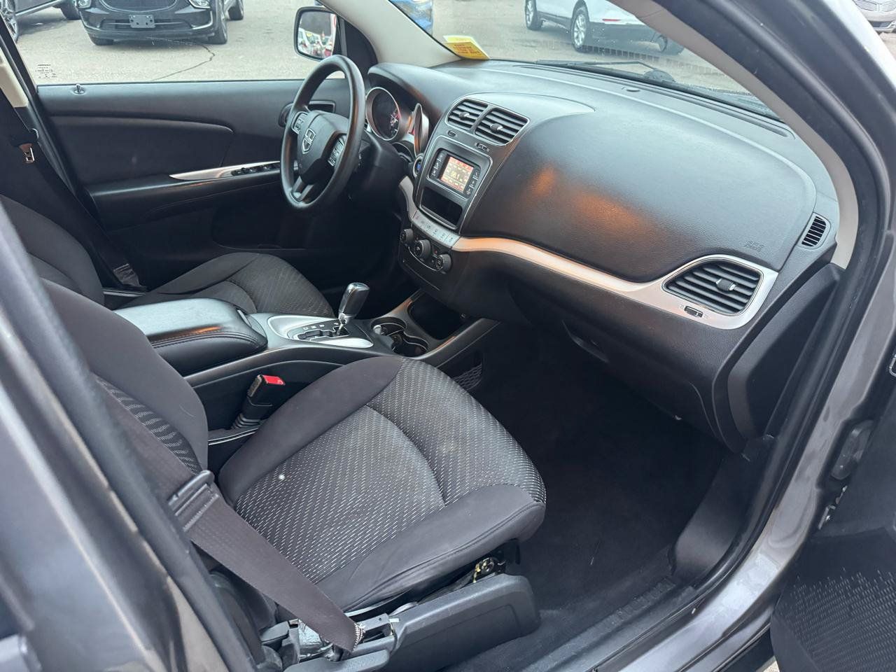 Used 2013 Dodge Journey SXT w/ Flexible Seating Group FWD image 12