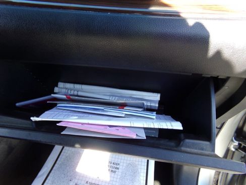 Used 2015 Toyota Sienna Limited Premium image 33