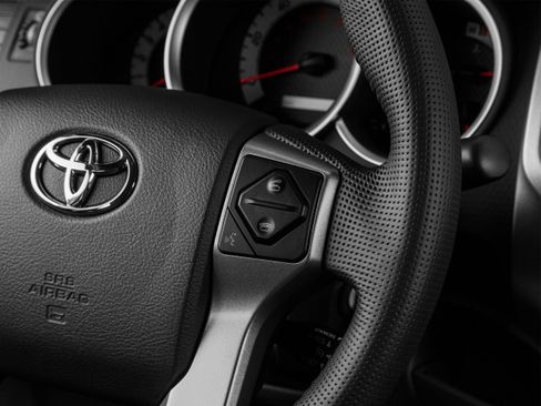 Used 2014 Toyota Tacoma PreRunner w/ TRD Sport Package RWD image 58