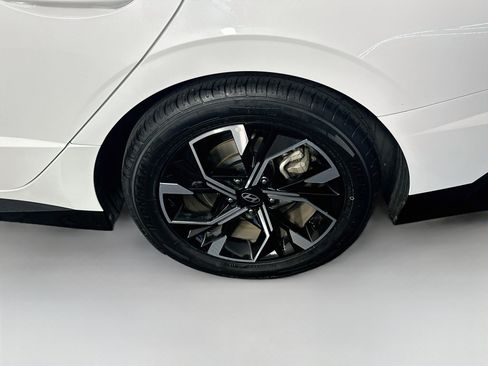 Used 2024 Hyundai Sonata SEL FWD image 11