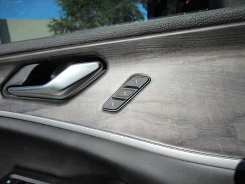 New 2025 Jeep Grand Cherokee Limited image 29