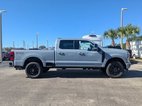 New 2026 Ford F350 Lariat w/ Black Appearance Package image 4