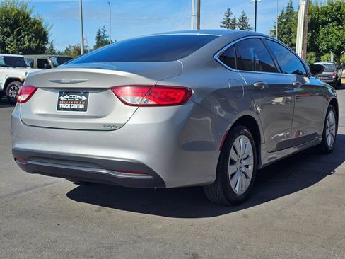 Used 2016 Chrysler 200 LX FWD image 5