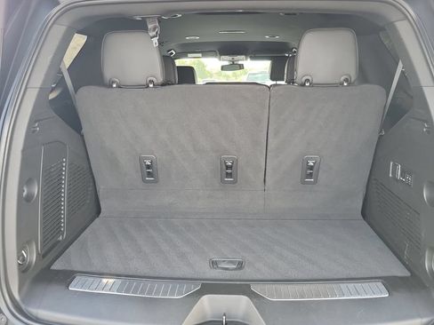 Used 2022 Chevrolet Tahoe RST w/ Luxury Package RWD image 25