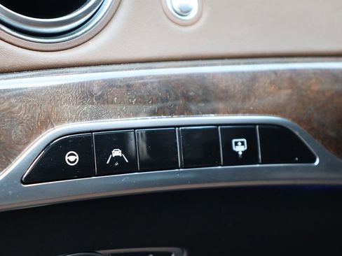 Used 2018 Mercedes-Benz S 560 4MATIC Sedan image 69