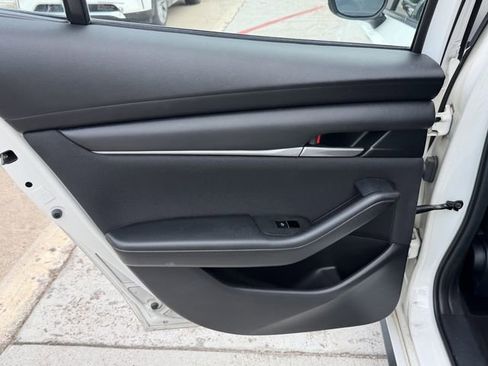 Certified 2021 MAZDA MAZDA3 s FWD image 22