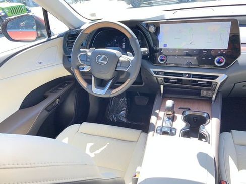 Used 2026 Lexus RX 350 w/ Convenience Package AWD/4WD image 14