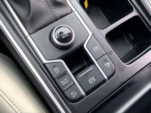 Used 2022 Kia Sorento EX w/ Panoramic Sunroof Package image 30