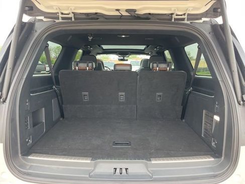 Used 2024 Lincoln Navigator L Reserve image 30