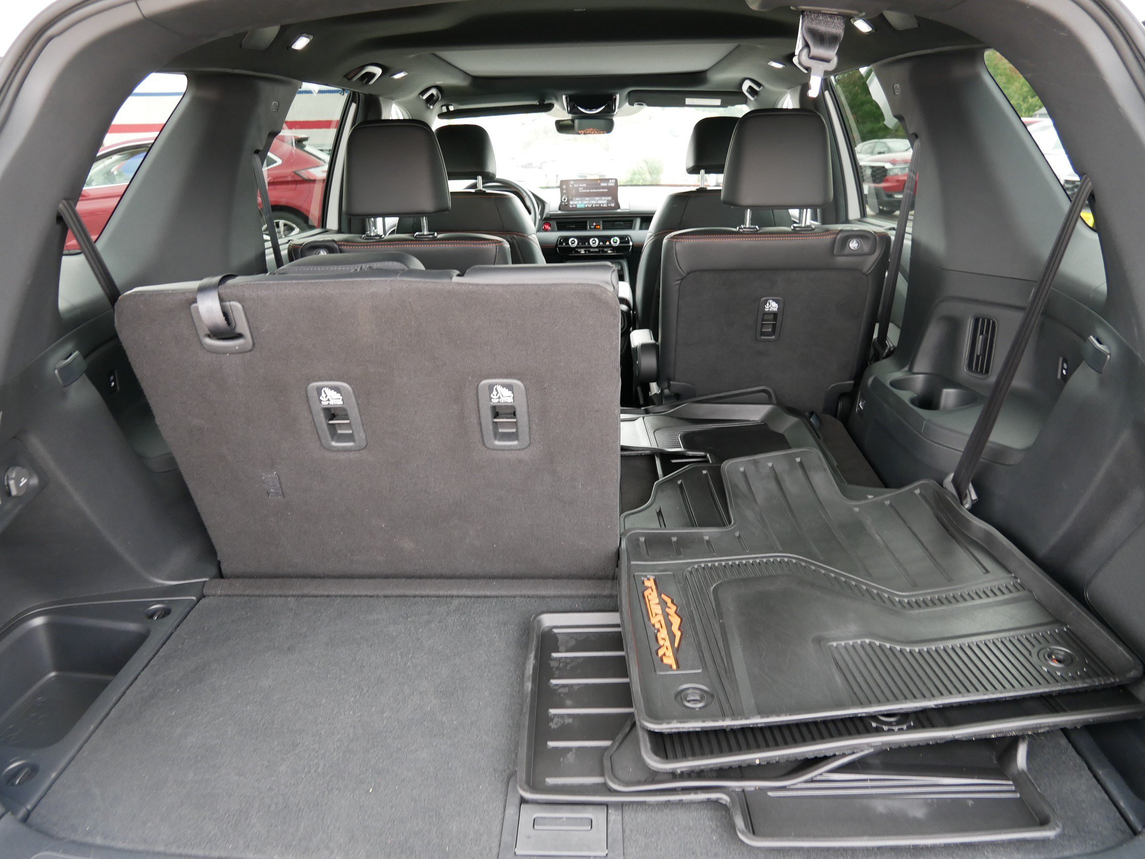 Certified 2024 Honda Pilot TrailSport image 18