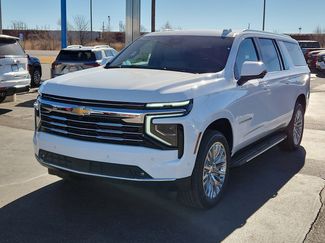 New 2026 Chevrolet Suburban LT w/ Comfort Package video 1