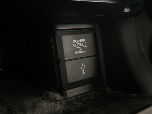 Used 2013 Honda Accord Sport image 25