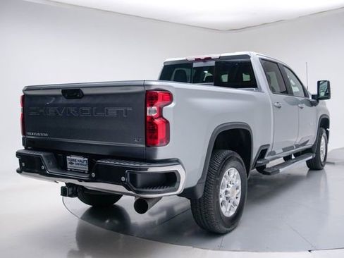 New 2026 Chevrolet Silverado 2500 LT w/ All Star Edition AWD/4WD image 7