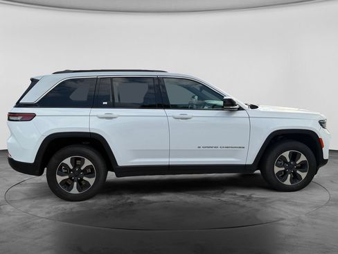 Used 2024 Jeep Grand Cherokee Limited 4xe AWD/4WD image 11