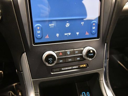 Used 2023 Ford Edge ST AWD/4WD image 25