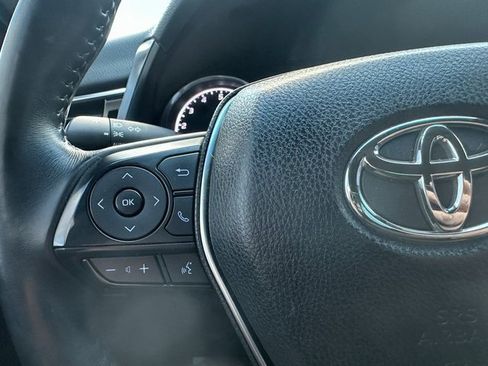 Used 2018 Toyota Camry SE image 30