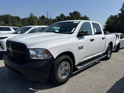 Used 2018 RAM 1500 Tradesman RWD image 12