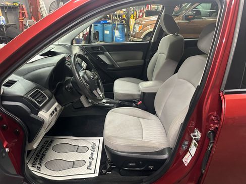 Used 2017 Subaru Forester 2.5i Premium w/ Protection Package #1 image 11