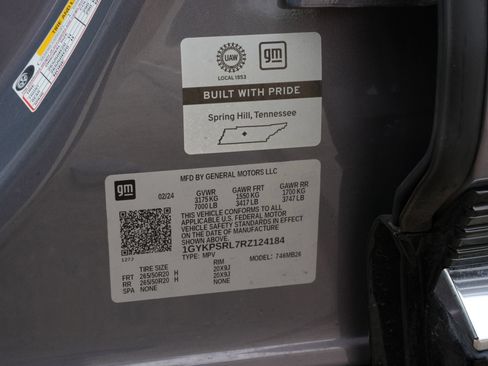 Certified 2024 Cadillac Lyriq Luxury AWD/4WD image 31
