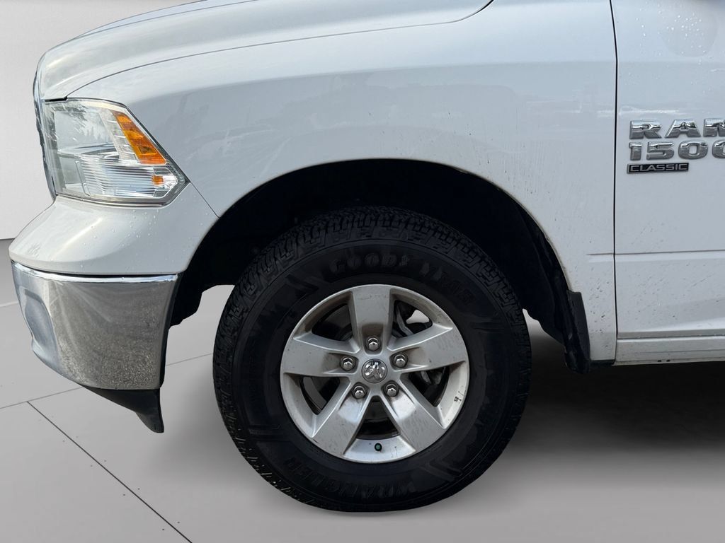 Used 2024 RAM 1500 Classic SLT AWD/4WD image 30