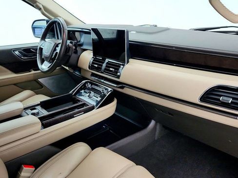 Used 2022 Lincoln Navigator L Reserve image 25
