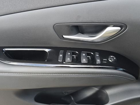 Used 2023 Hyundai Santa Cruz Limited image 11