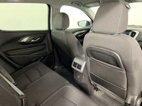 Used 2024 GMC Terrain SLE w/ Driver Convenience Package image 26