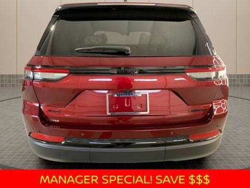 New 2025 Jeep Grand Cherokee Limited w/ Black Appearance Package image 4