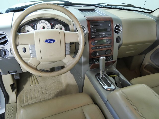 Used 2006 Ford F150 Lariat AWD/4WD image 3