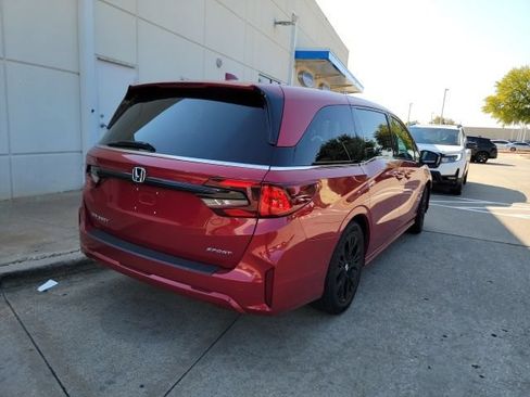 Used 2025 Honda Odyssey Sport-L image 5
