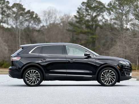 Used 2019 Lincoln Nautilus Reserve image 11