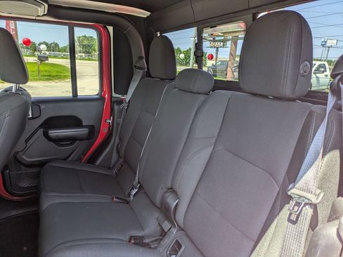 Used 2020 Jeep Gladiator Sport w/ Quick Order Package 24S AWD/4WD image 27