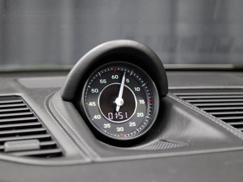 Certified 2021 Porsche 911 Targa 4S image 30