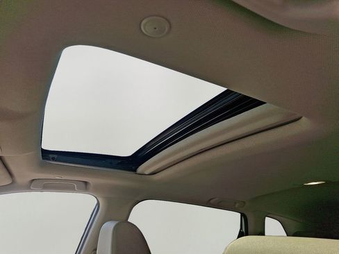 Used 2025 Honda CR-V EX image 15