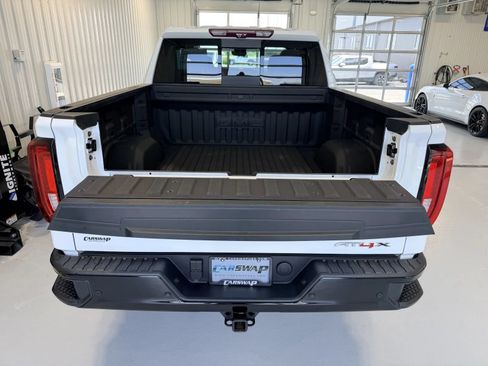Used 2025 GMC Sierra 1500 AT4X AWD/4WD image 5