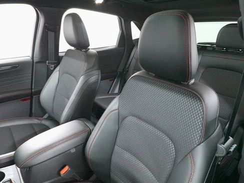 Used 2025 Ford Escape ST-Line Select w/ Tech Pack #1 image 11