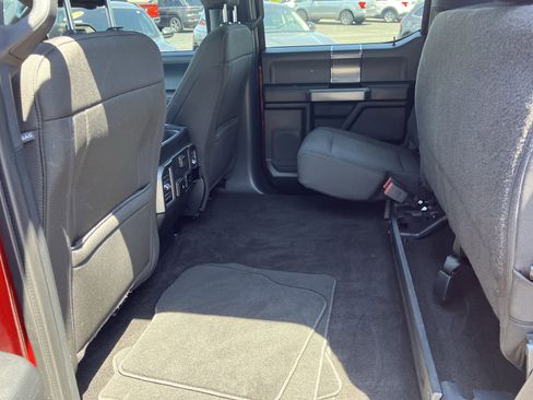 Used 2019 Ford F150 XLT w/ Equipment Group 302A Luxury AWD/4WD image 15