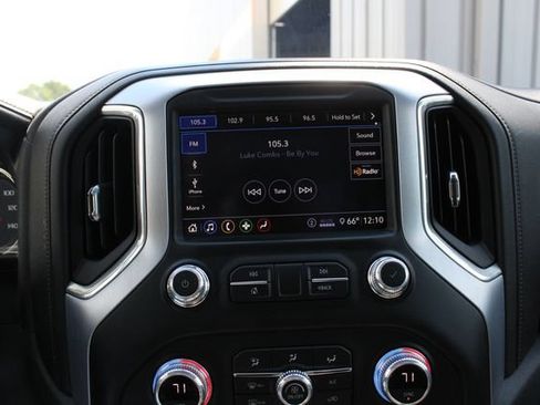 Used 2020 GMC Sierra 1500 Elevation w/ Elevation Value Package AWD/4WD image 16