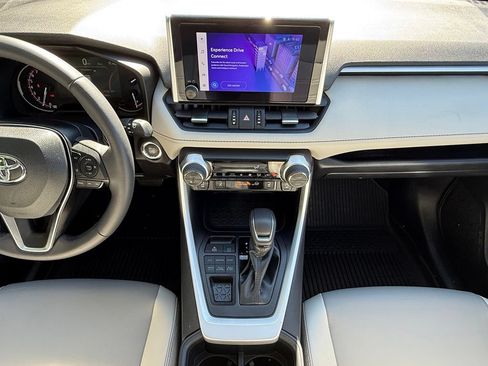 Certified 2025 Toyota RAV4 XLE Premium AWD/4WD image 20