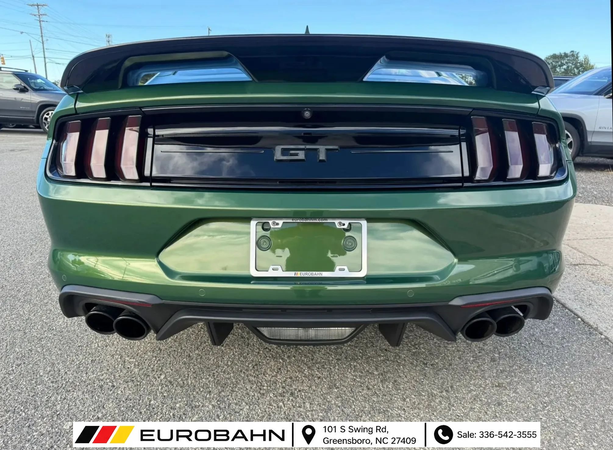 Used 2022 Ford Mustang GT Premium w/ Equipment Group 401A RWD image 4