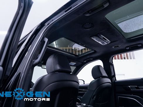 Used 2025 Kia Telluride SX Prestige X-Line image 30