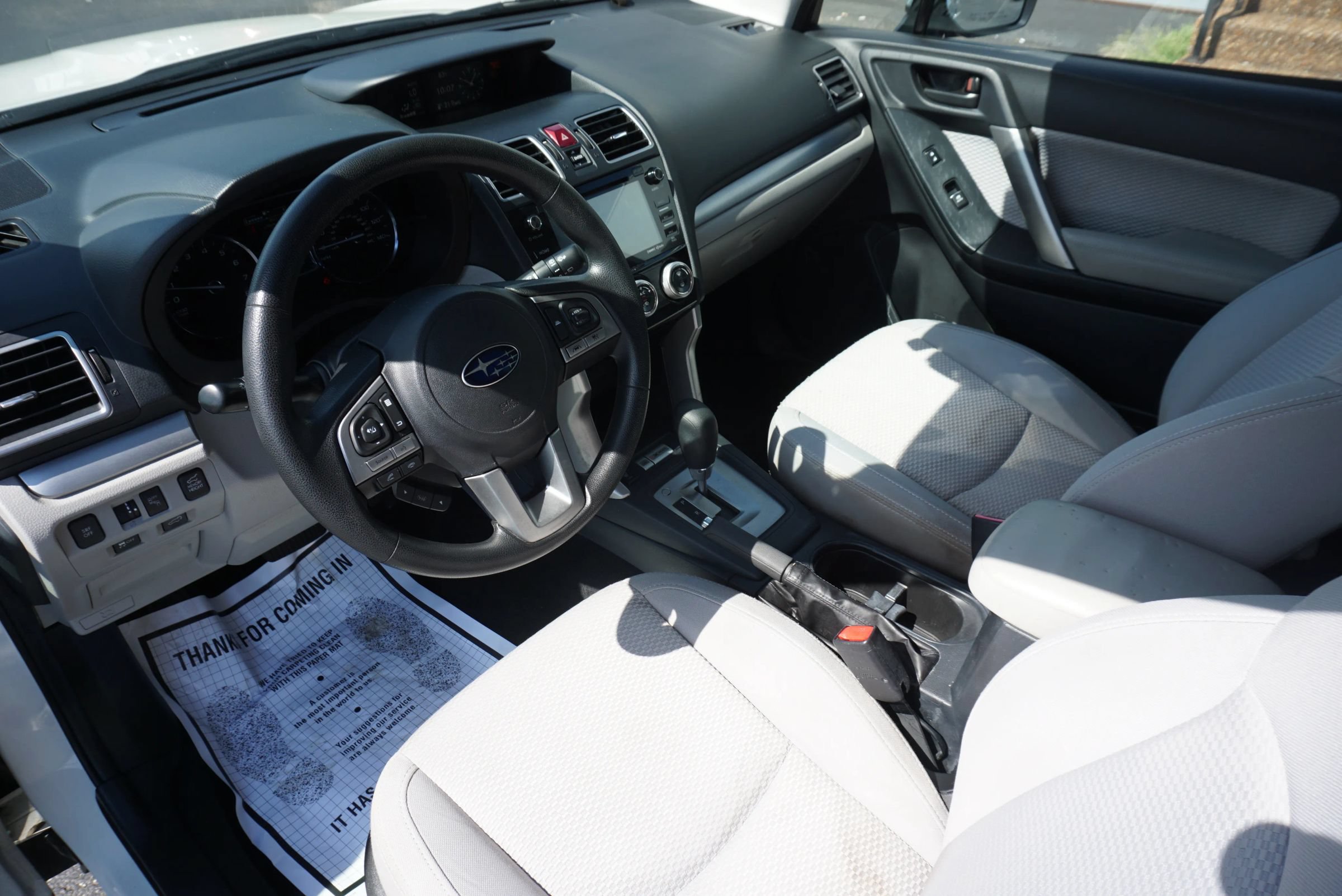 Used 2017 Subaru Forester 2.5i Premium AWD/4WD image 23