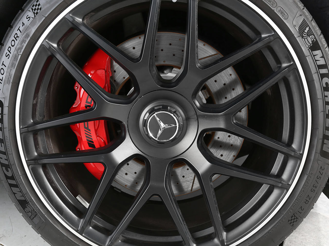 Used 2025 Mercedes-Benz AMG GT 63 image 6