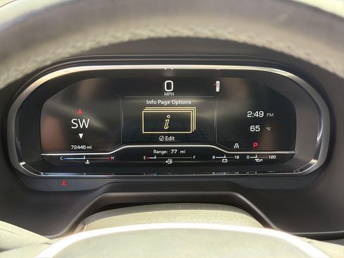 Used 2024 GMC Yukon SLT RWD image 10