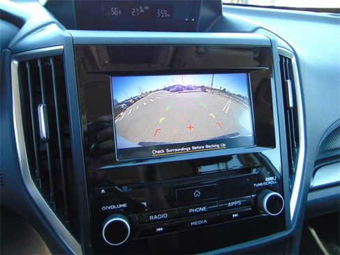 Used 2020 Subaru Forester Premium image 13