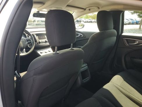 Used 2016 Chrysler 200 LX FWD image 9