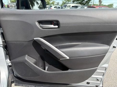 Certified 2026 Toyota Corolla Cross XLE FWD image 15