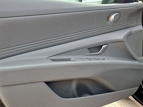 Certified 2025 Hyundai Elantra Sport w/ Cargo Package FWD image 11