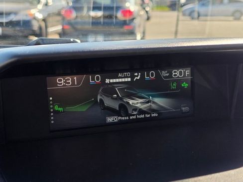 Used 2023 Subaru Forester Limited image 28